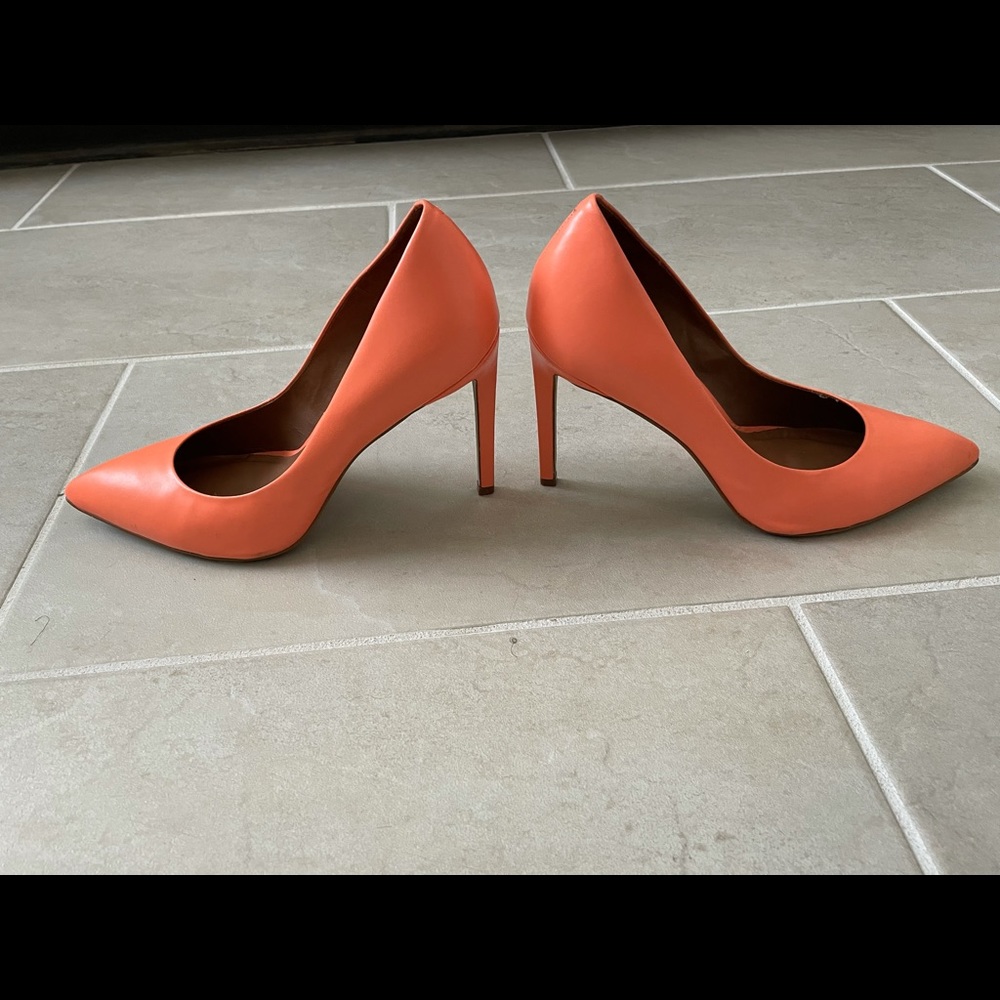 Aldo flattery heels /pumps .Authentic leather & comfortable